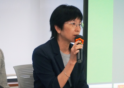 謝婉貞女士在開放討論環節中回應提問